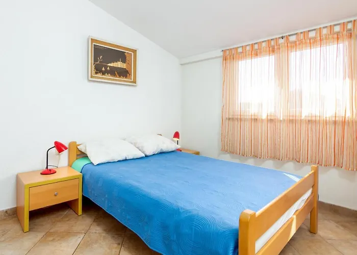 Apartament With Parking Space Valbandon, - 7352 Fažana