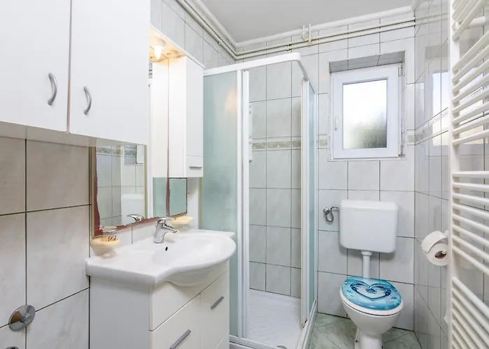 With Parking Space Valbandon, - 7352 Apartament